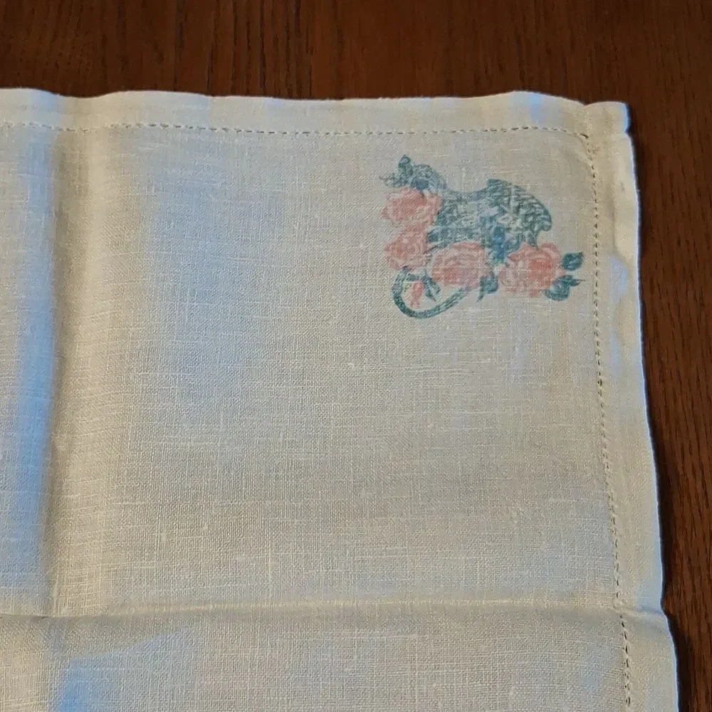 Source Unknown vintage linen